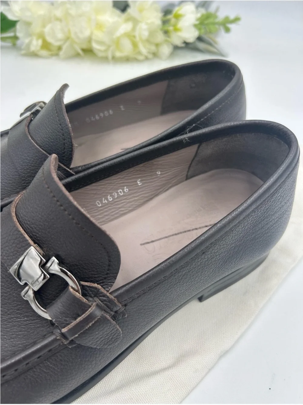Men’s Salvatore, Ferragamo Gancini pebble grain loafers size 9E made in Italy